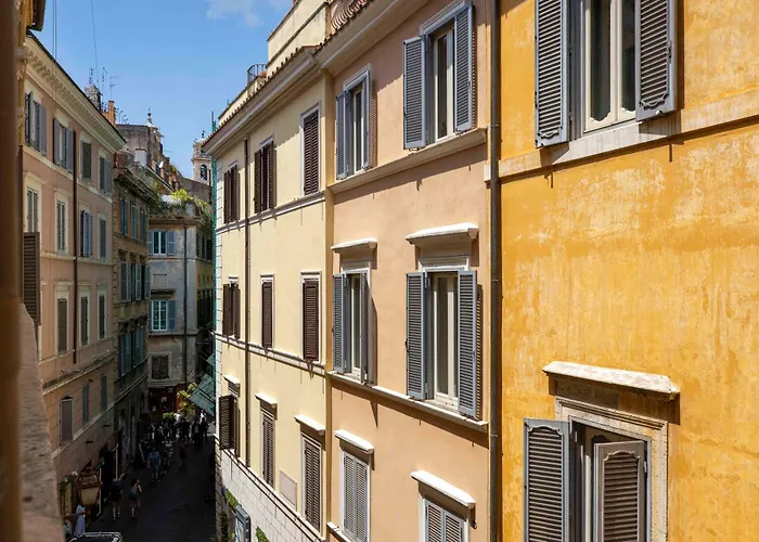 At Luxury Navona 2 4* Rom