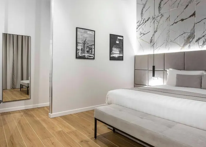 At Luxury Navona 2 4* Rom