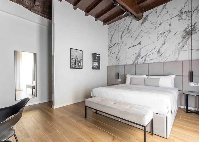 At Luxury Navona 2 Gasthof 4*