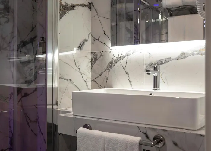 At Luxury Navona 2 4*