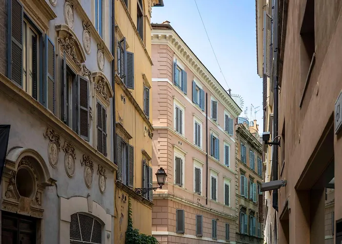 At Luxury Navona 2 4* Rom