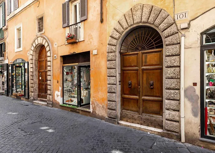 At Luxury Navona 2 4* Rom